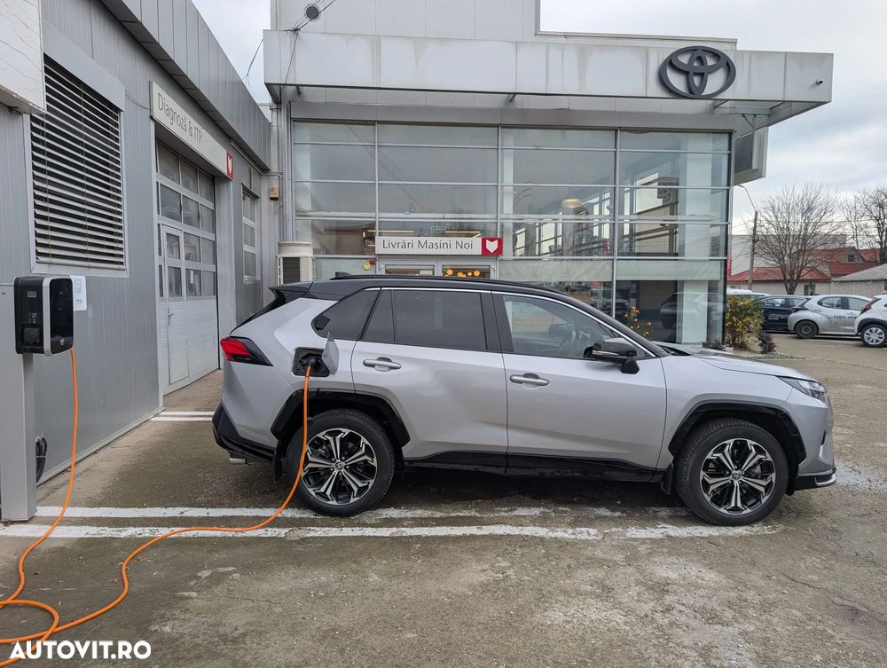 Toyota RAV4 2.5 PHEV VVT-iE 4x4 Style Bi-Tone - 8