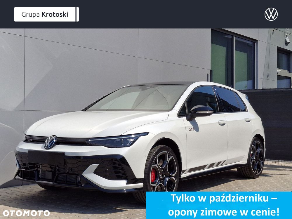Volkswagen Golf - 1