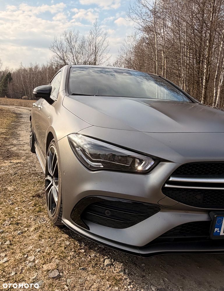 Mercedes-Benz CLA - 2