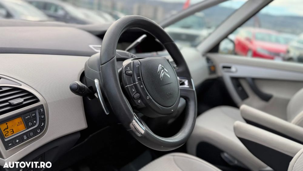 Citroën C4 e-HDi 110 EGS6 Business Class - 9
