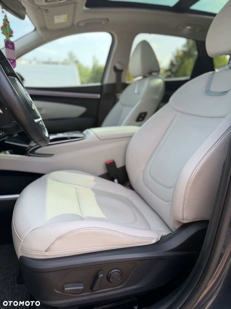 Hyundai Tucson 1.6 T-GDi HEV Platinum 2WD - 23