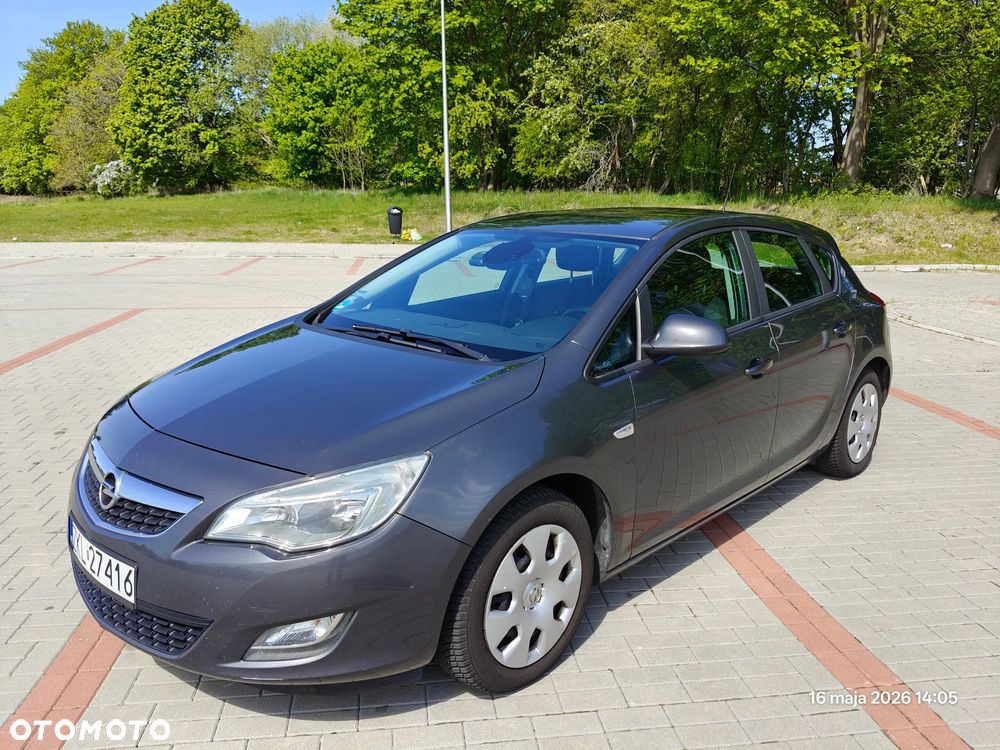 Opel Astra 1.6 Cosmo - 2