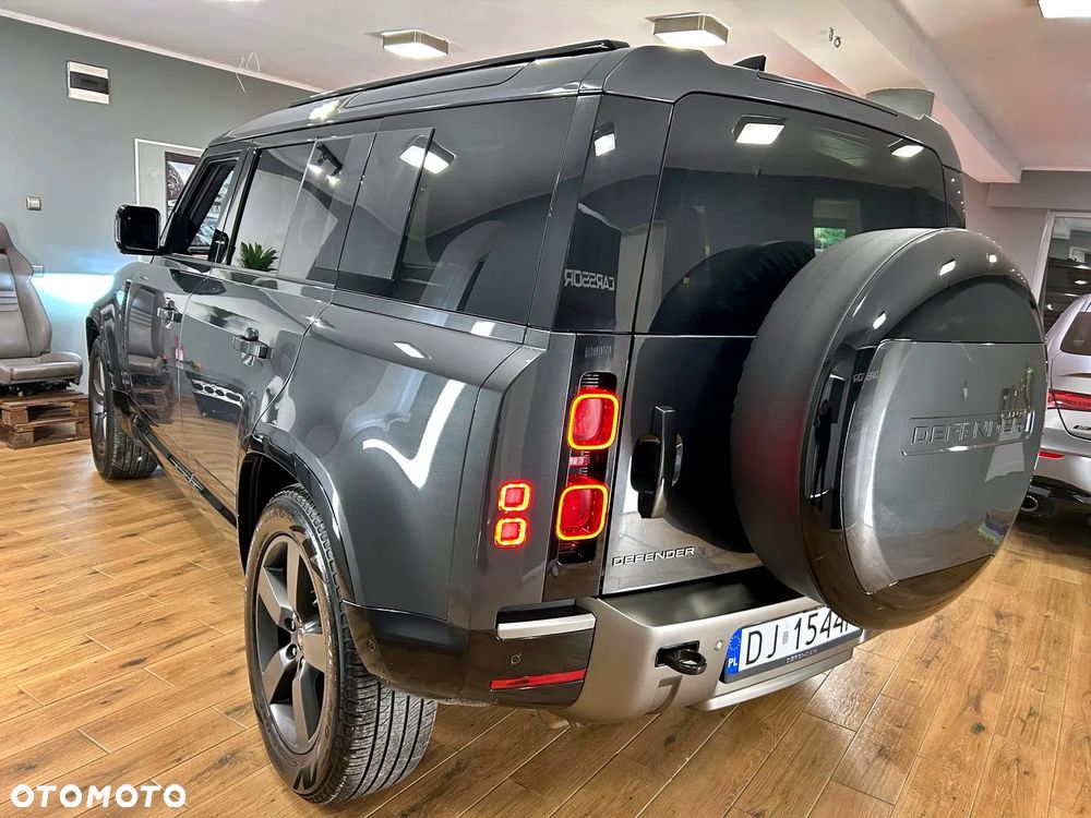 Land Rover Defender 3.0 D250 mHEV X-Dynamic HSE - 22