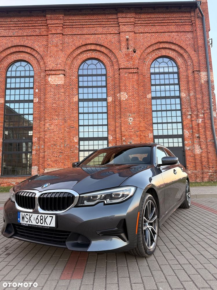 BMW Seria 3 330i xDrive Sport Line - 3