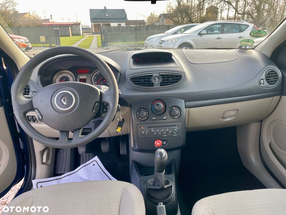 Renault Clio 1.2 16V 75 Dynamique - 2