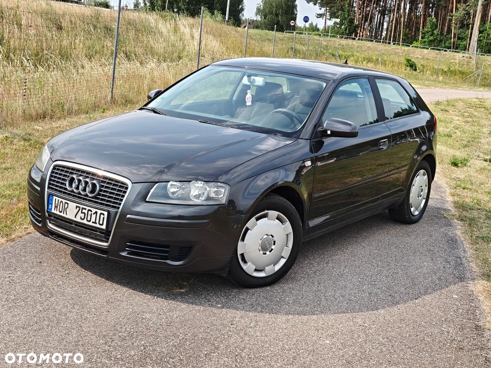 Audi A3 3-drzwiowe 1.6 Ambiente - 18