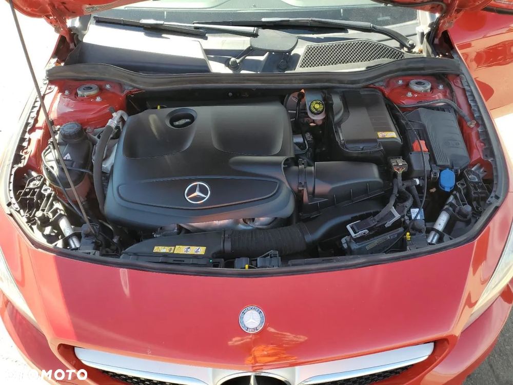 Mercedes-Benz CLA 250 7G-DCT Sport - 16
