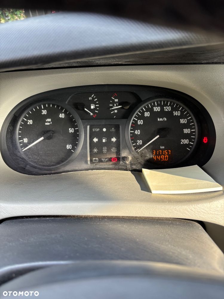 Opel Vivaro L1H1 - 14