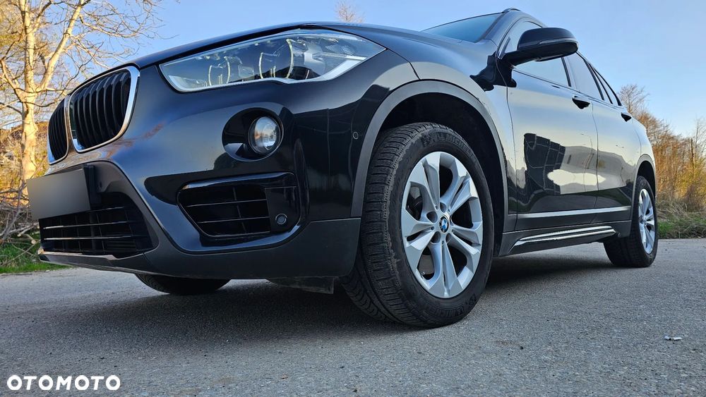 BMW X1 xDrive20i GPF Sport Line sport - 6