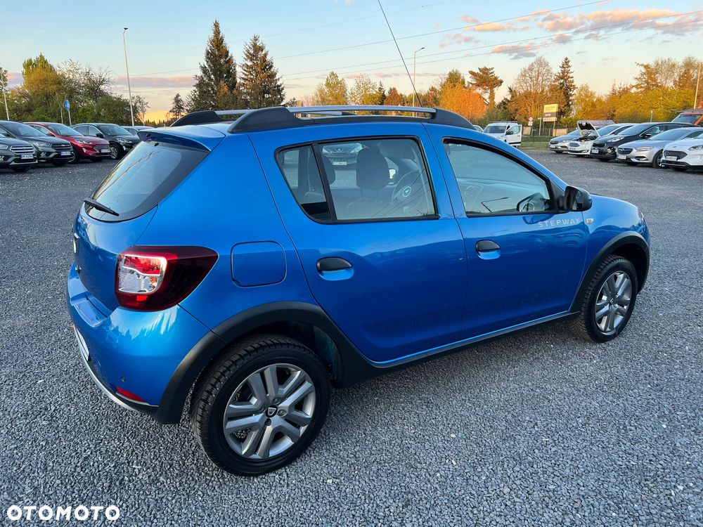 Dacia Sandero Stepway TCe 90 (S&S) Celebration - 10
