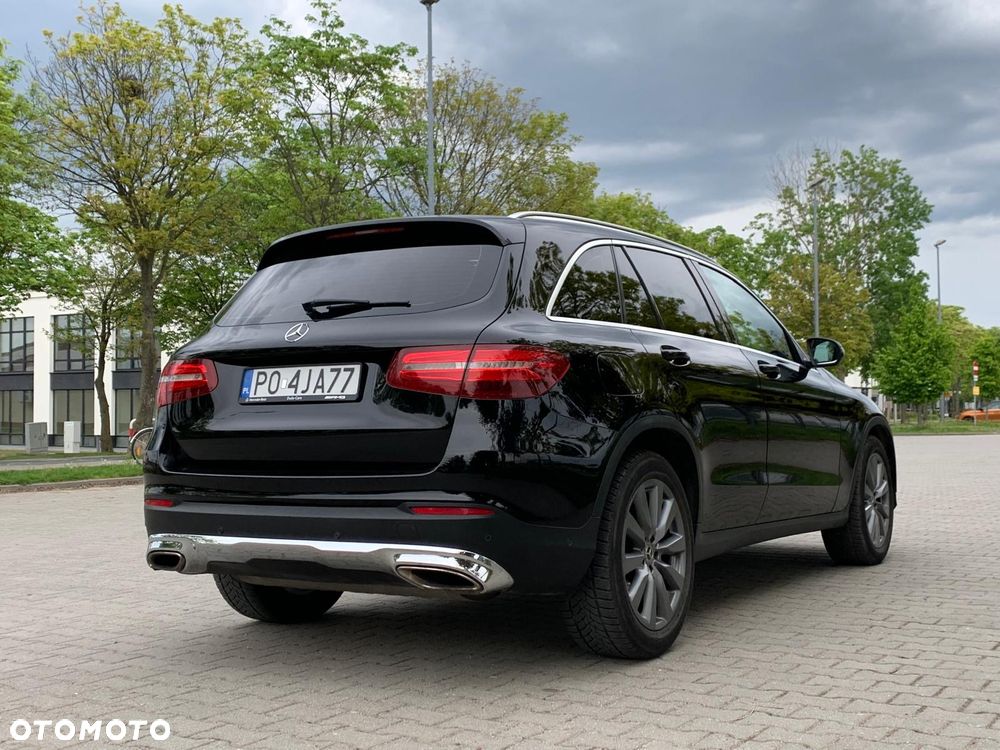 Mercedes-Benz GLC - 9