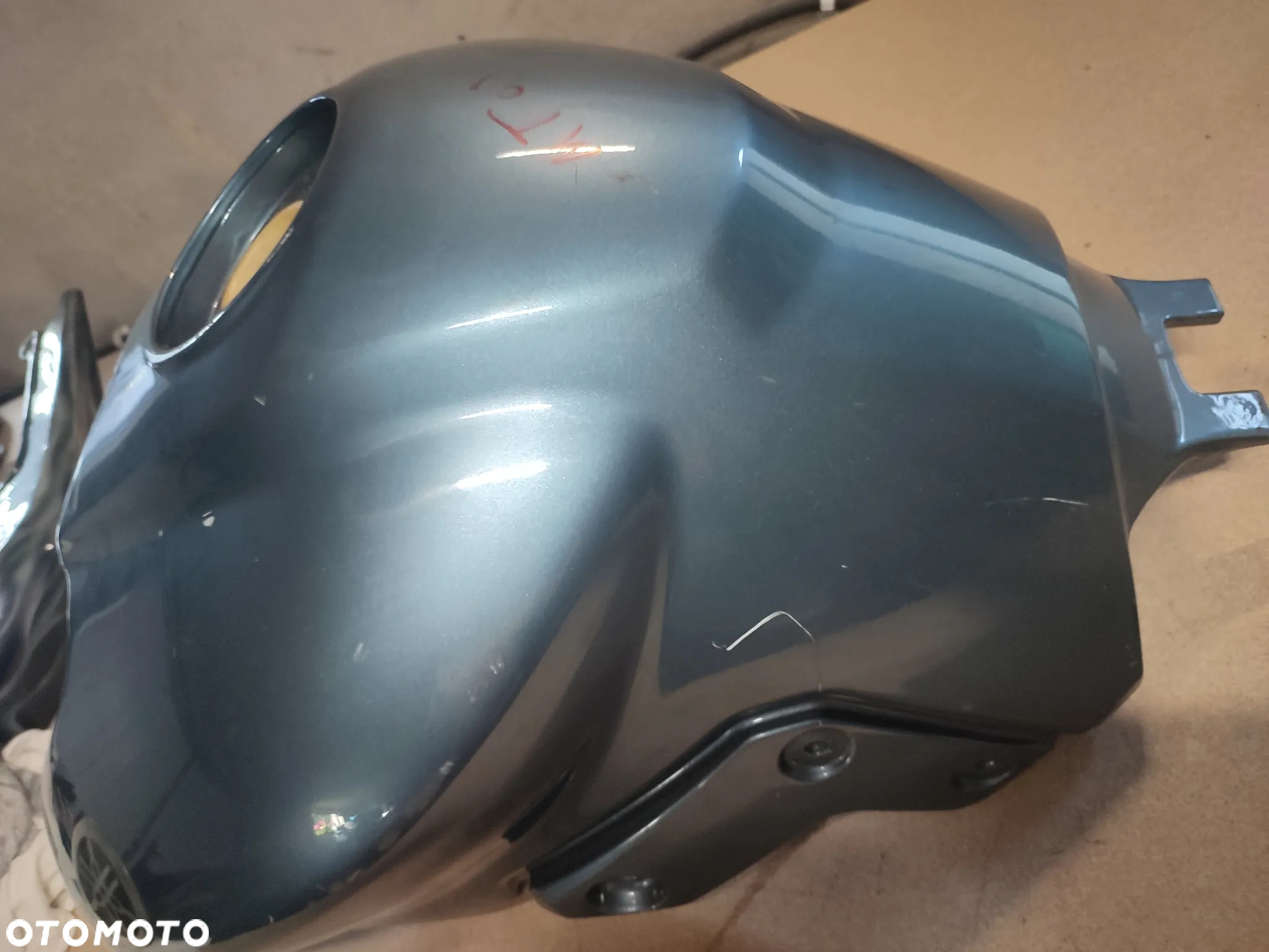 Bak, zbiornik paliwa Yamaha MT03 - 8