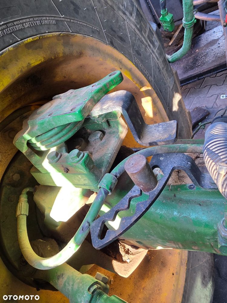 Szerokie błotniki przednie John Deere 7280R - 14