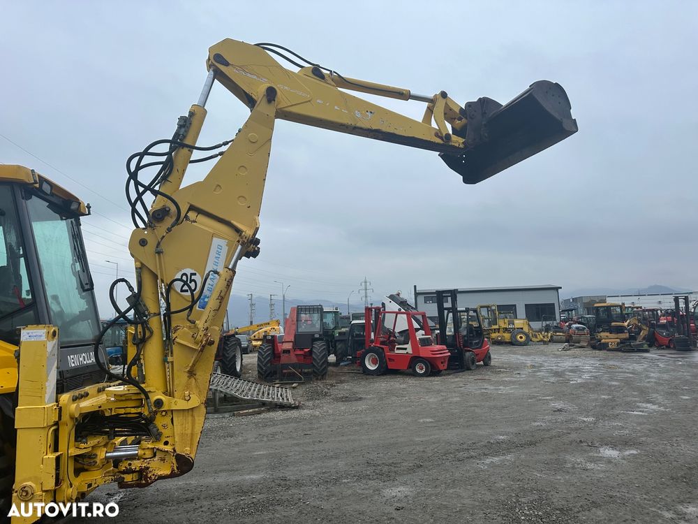 New Holland LB115 - 7