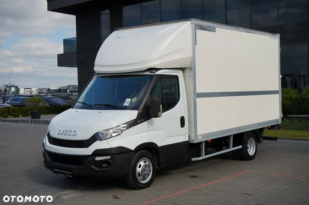 Iveco DAILY 35-150 / KONTENER 4,2 M / WINDA-750kg / BLIŹNIAK DMC: 3500 KG - 3