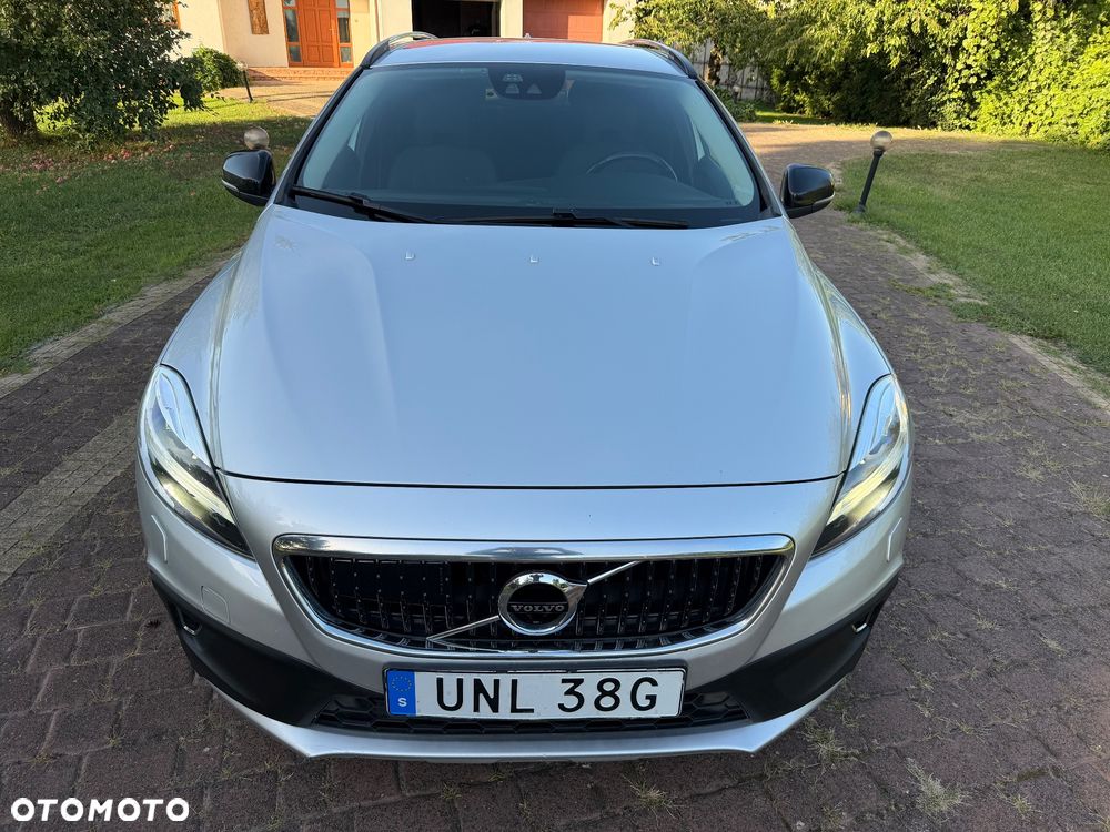 Volvo V40 Cross Country T3 Drive-E Dynamic Edition - 1