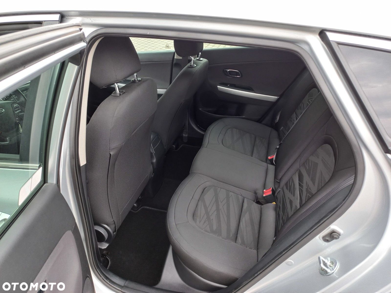 Kia Ceed Cee'd 1.6 GDI M - 27