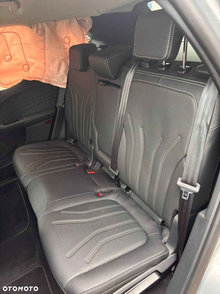Ford Kuga - 17