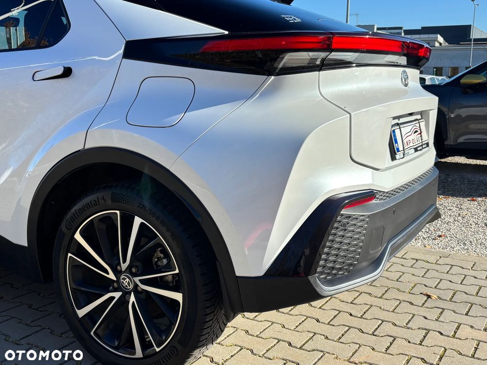 Toyota C-HR 2.0 PHEV Dynamic Force Executive - 29