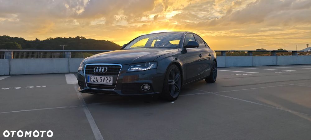 Audi A4 Limousine - 2