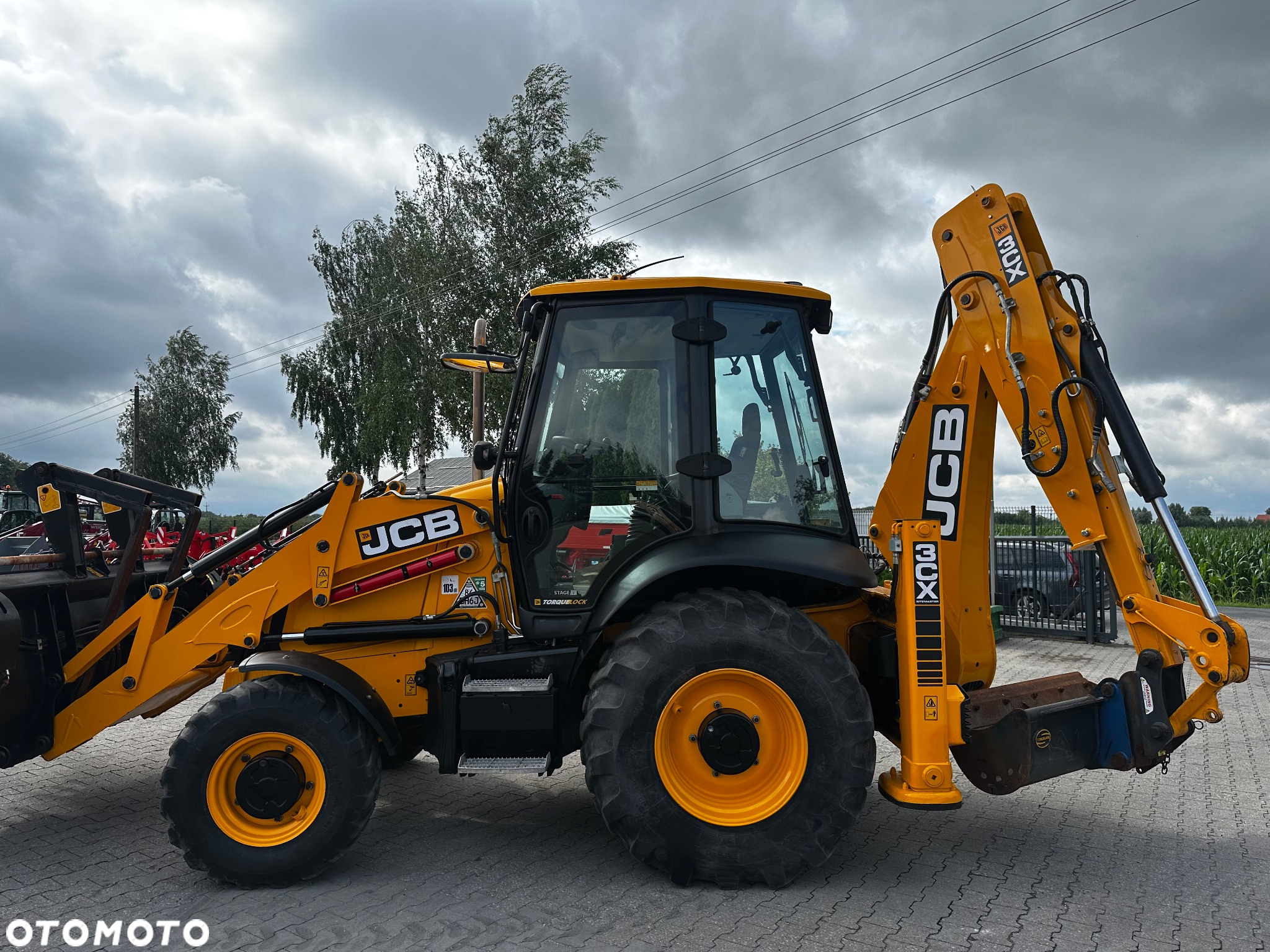 JCB 3CX PLUS AEC - 3