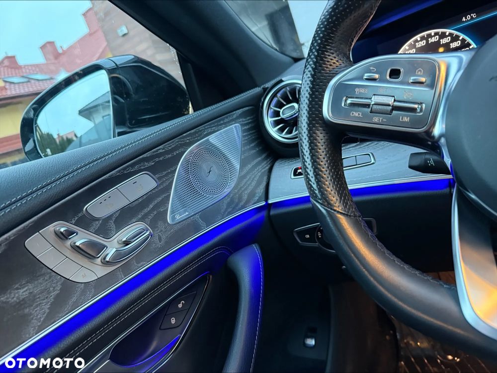 Mercedes-Benz CLS - 12