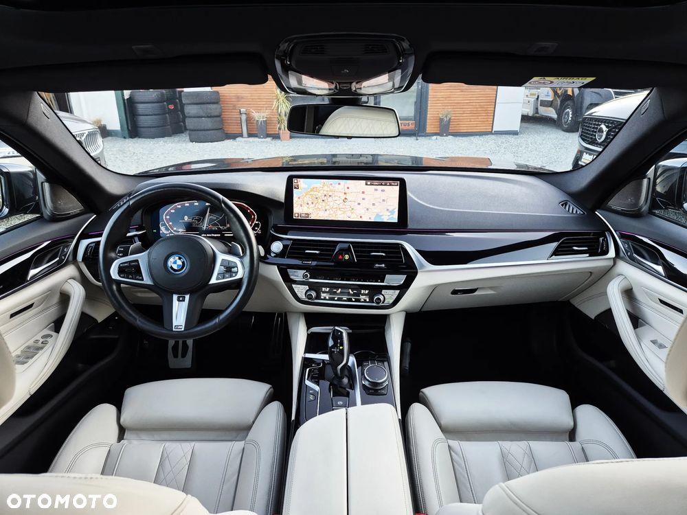BMW Seria 5 530e xDrive M Sport sport - 8