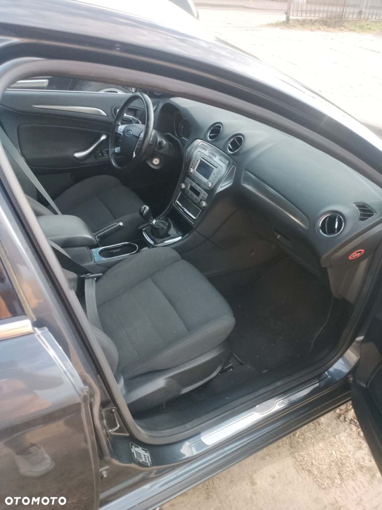 Ford Mondeo 2.0 TDCi Black Magic - 5
