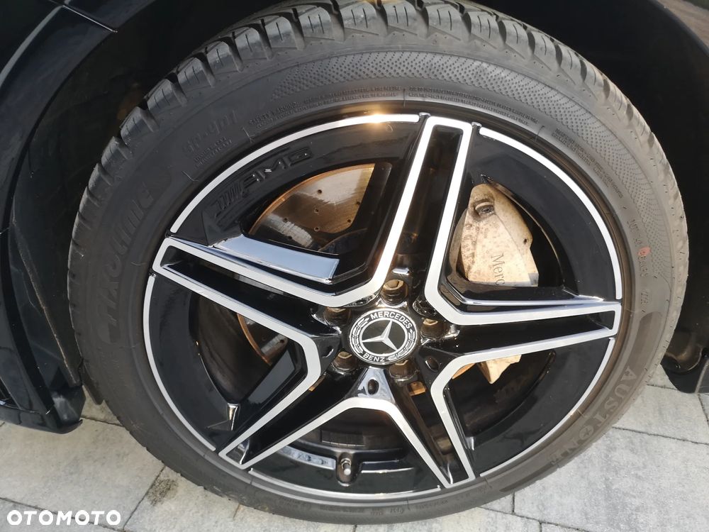 Mercedes-Benz Klasa C 400 4Matic 9G-TRONIC AMG Line - 39