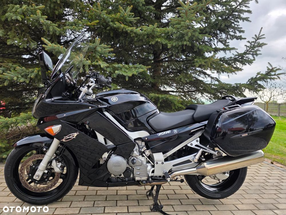 Yamaha FJR - 3