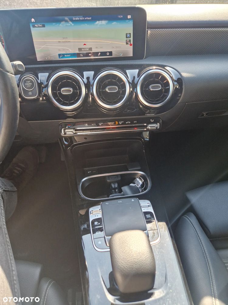 Mercedes-Benz Klasa A 200 7G-DCT Advanced Progressive - 22