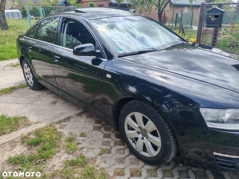 Audi A6 Limousine 2.4 - 7