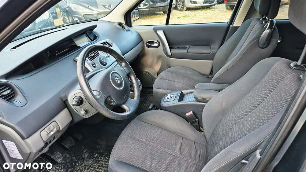 Renault Grand Scenic Gr 2.0 16V Privilege - 29