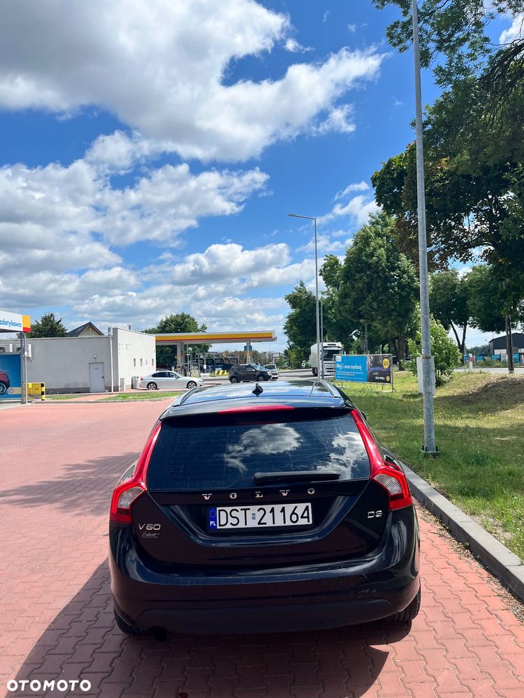 Volvo V60 D3 Geartronic Momentum - 6