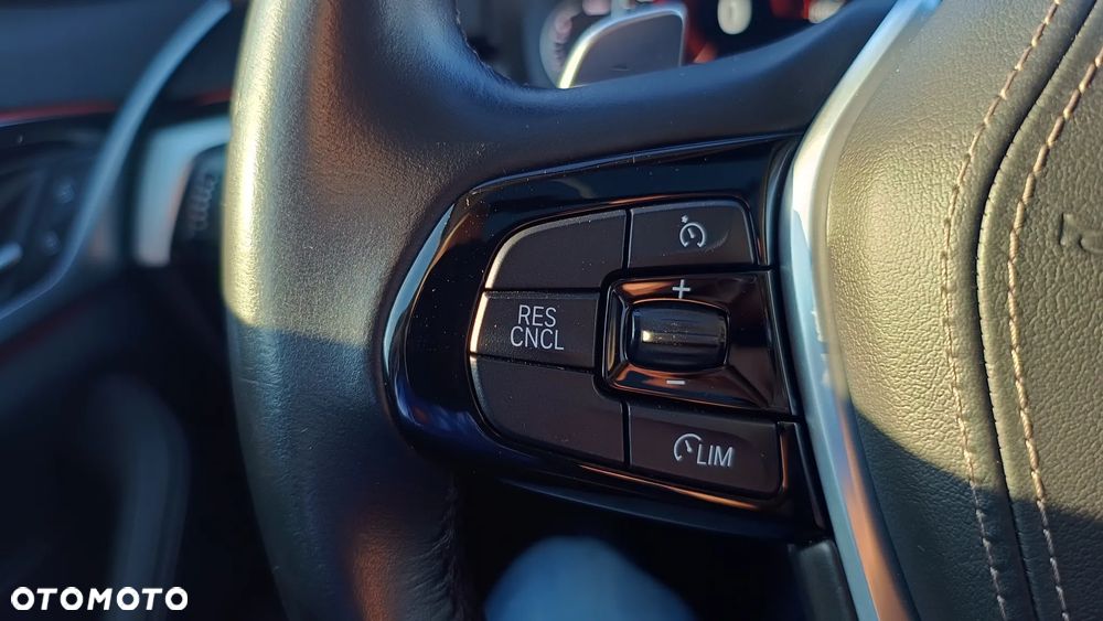 BMW Seria 5 520d Sport Line sport - 17