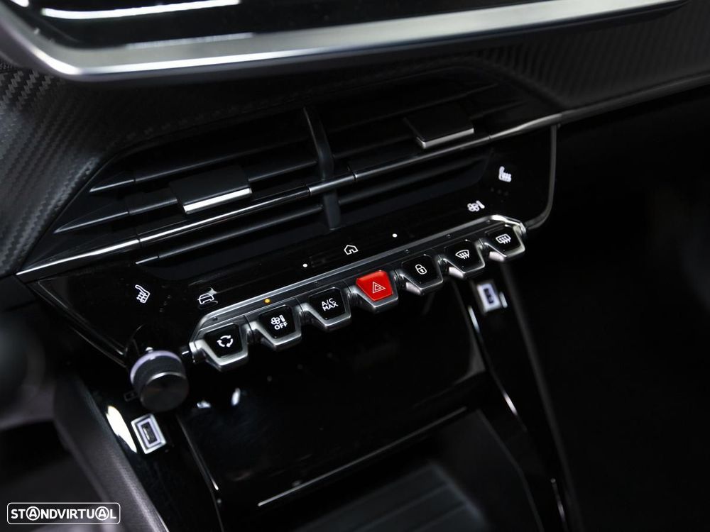 Peugeot 2008 1.2 PureTech Allure EAT8 - 25