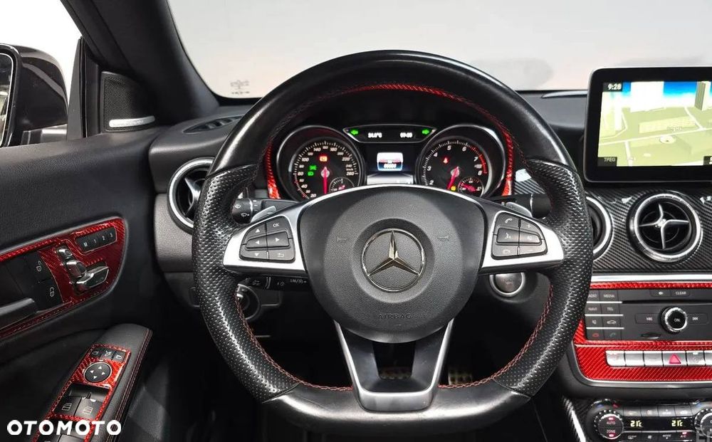 Mercedes-Benz CLA 250 4Matic 7G-DCT AMG Line - 9