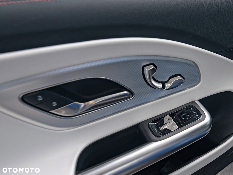 Mercedes-Benz CLA 200 mHEV 4-Matic 8G-DCT - 11