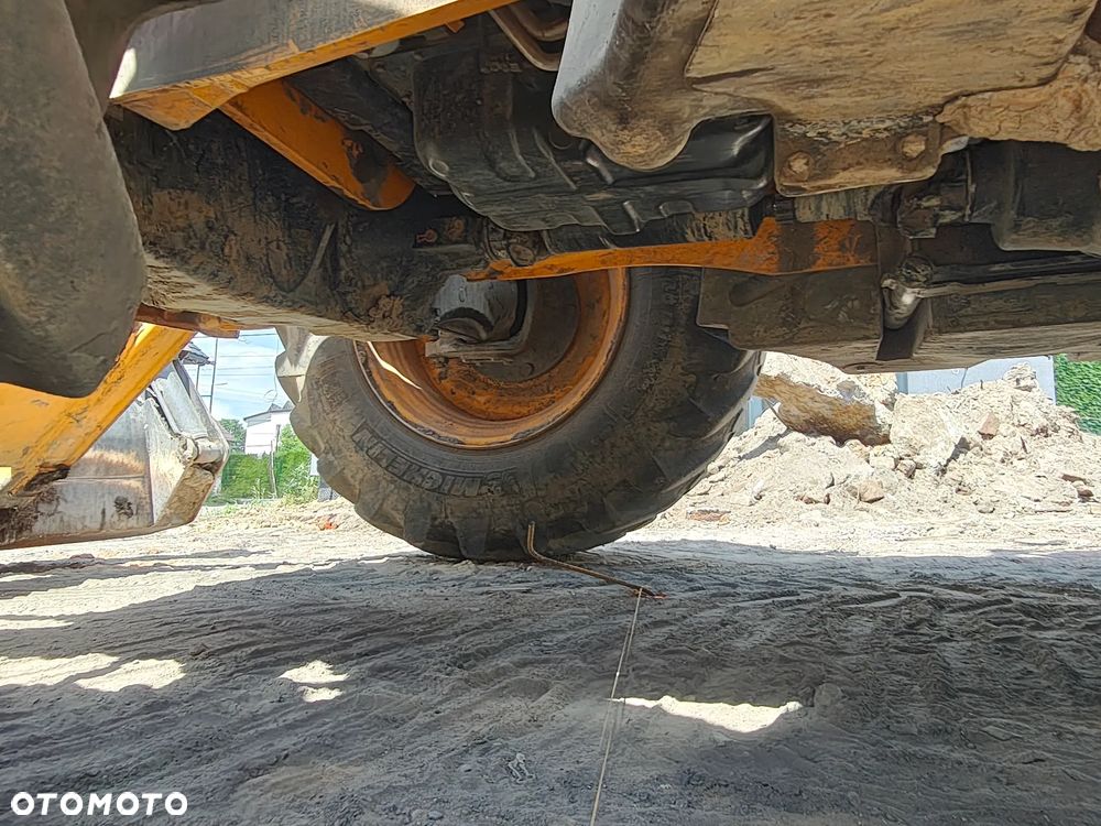 JCB 4CX Eco - 10