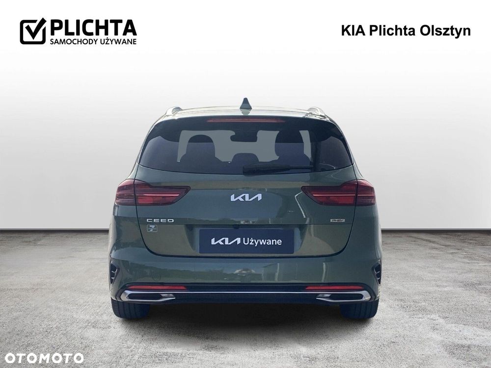 Kia Ceed - 4