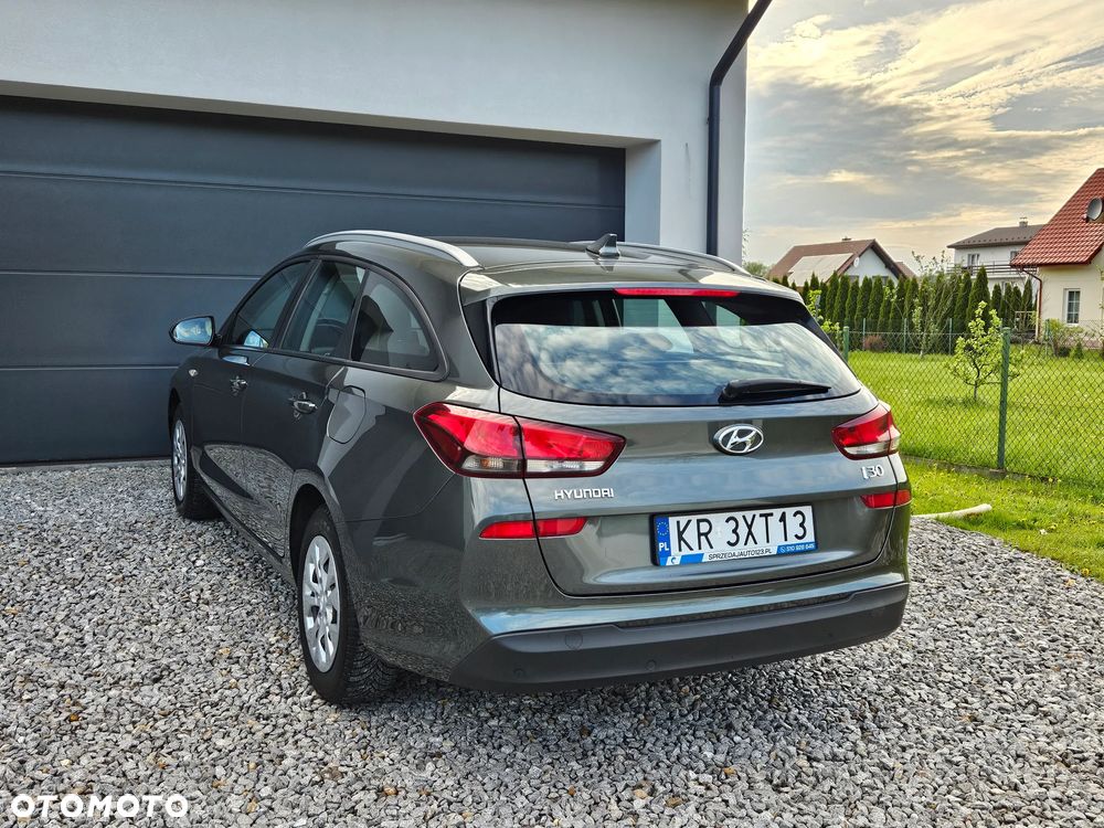 Hyundai i30 1.5 DPI Classic + - 30