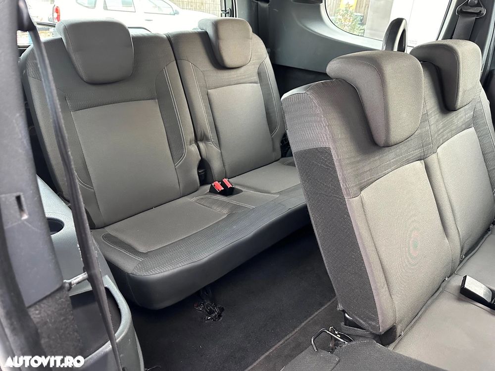 Dacia Lodgy dCi 110 Prestige - 12