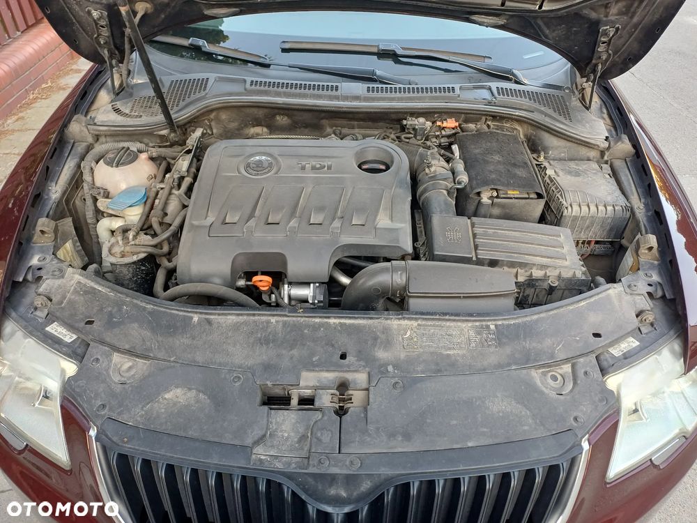Skoda Superb 2.0 TDI Ambition - 14