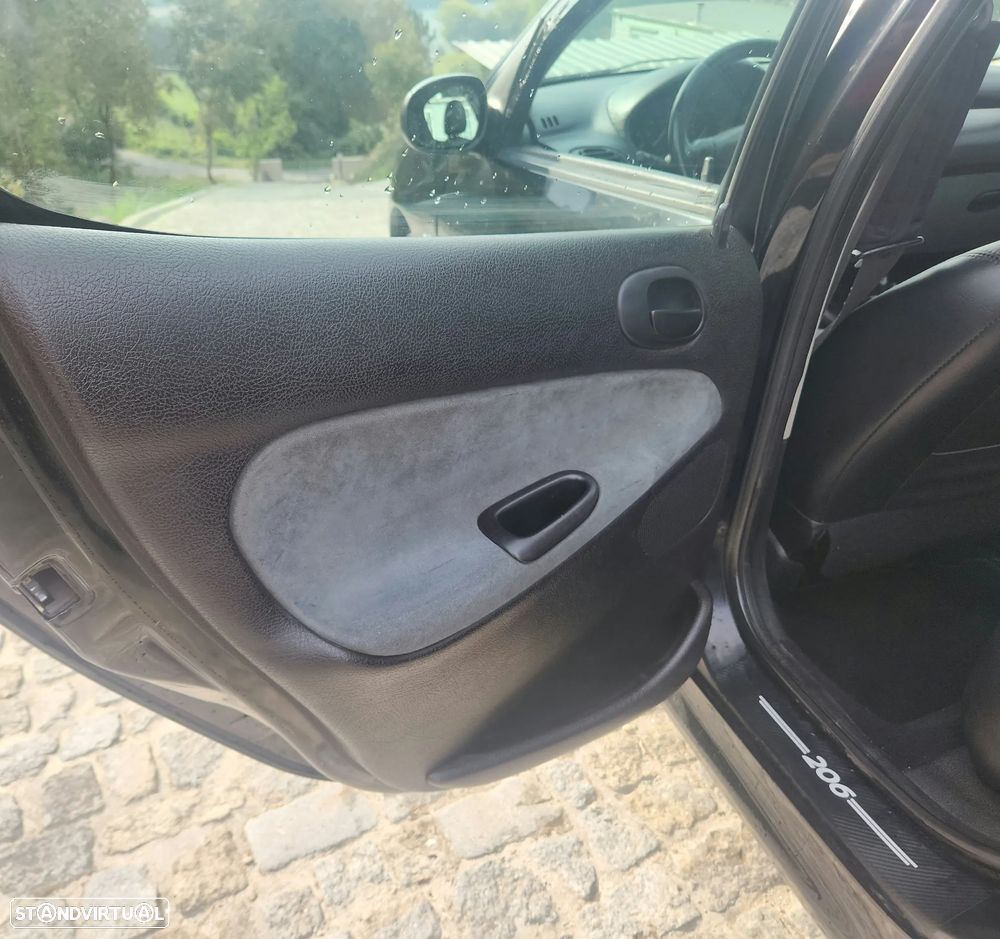 Peugeot 206 1.4 Rolland Garros - 16