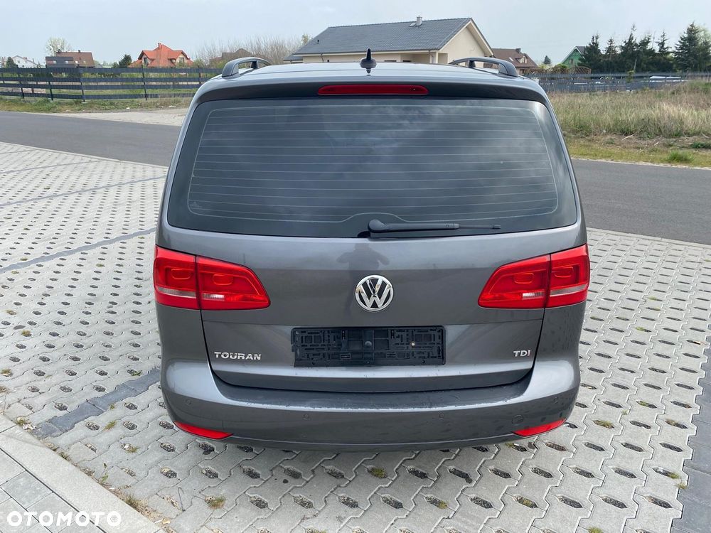 Volkswagen Touran 1.6 TDI DPF DSG Highline - 6