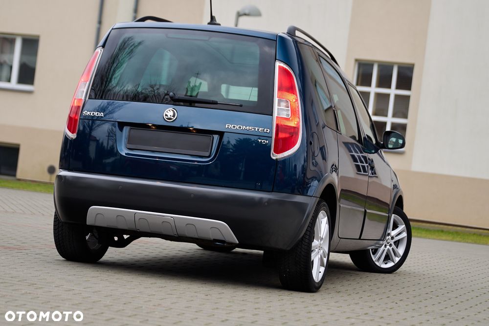 Skoda Roomster 1.6 TDI DPF Scout PLUS EDITION - 2