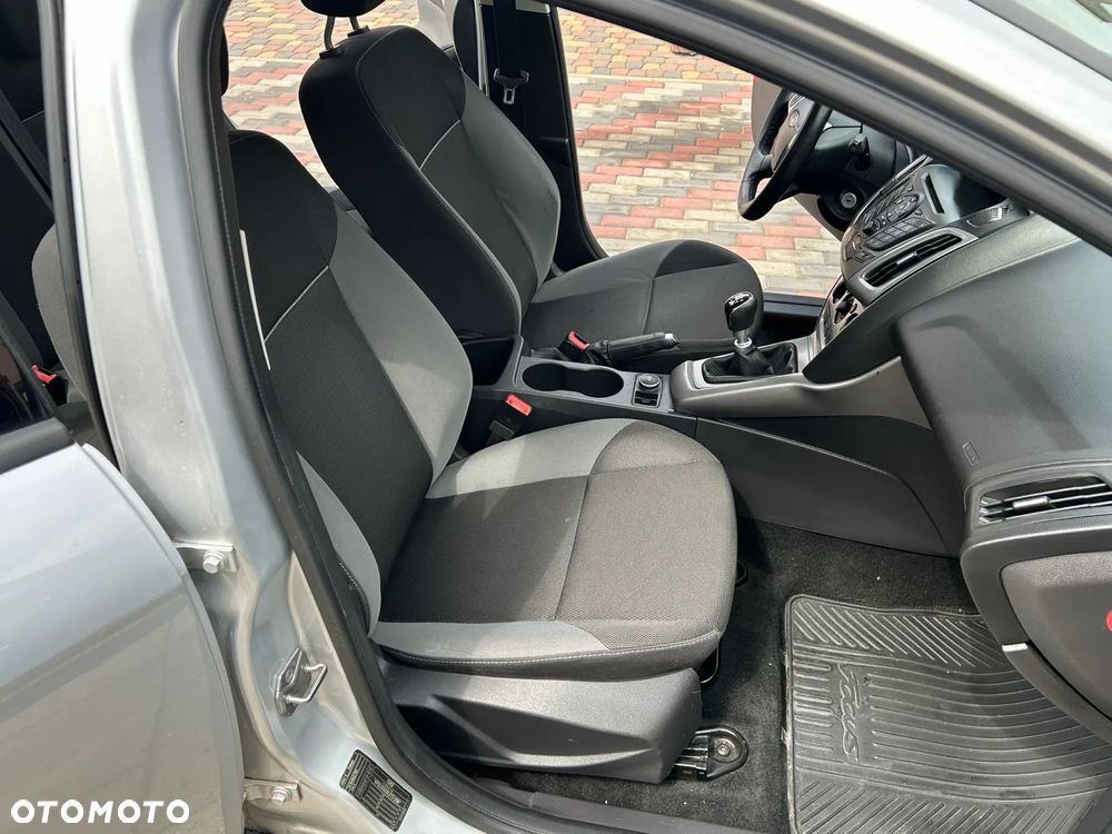Ford Focus 1.6 TDCi Trend - 17