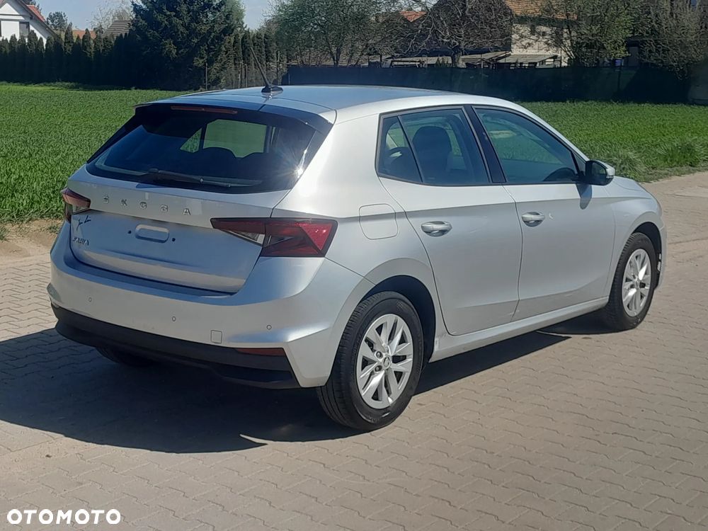 Skoda Fabia 1.0 TSI DSG Ambition - 8