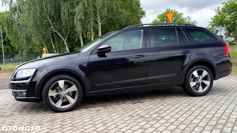 Skoda Octavia 2.0 TDI 4x4 DSG Scout - 5