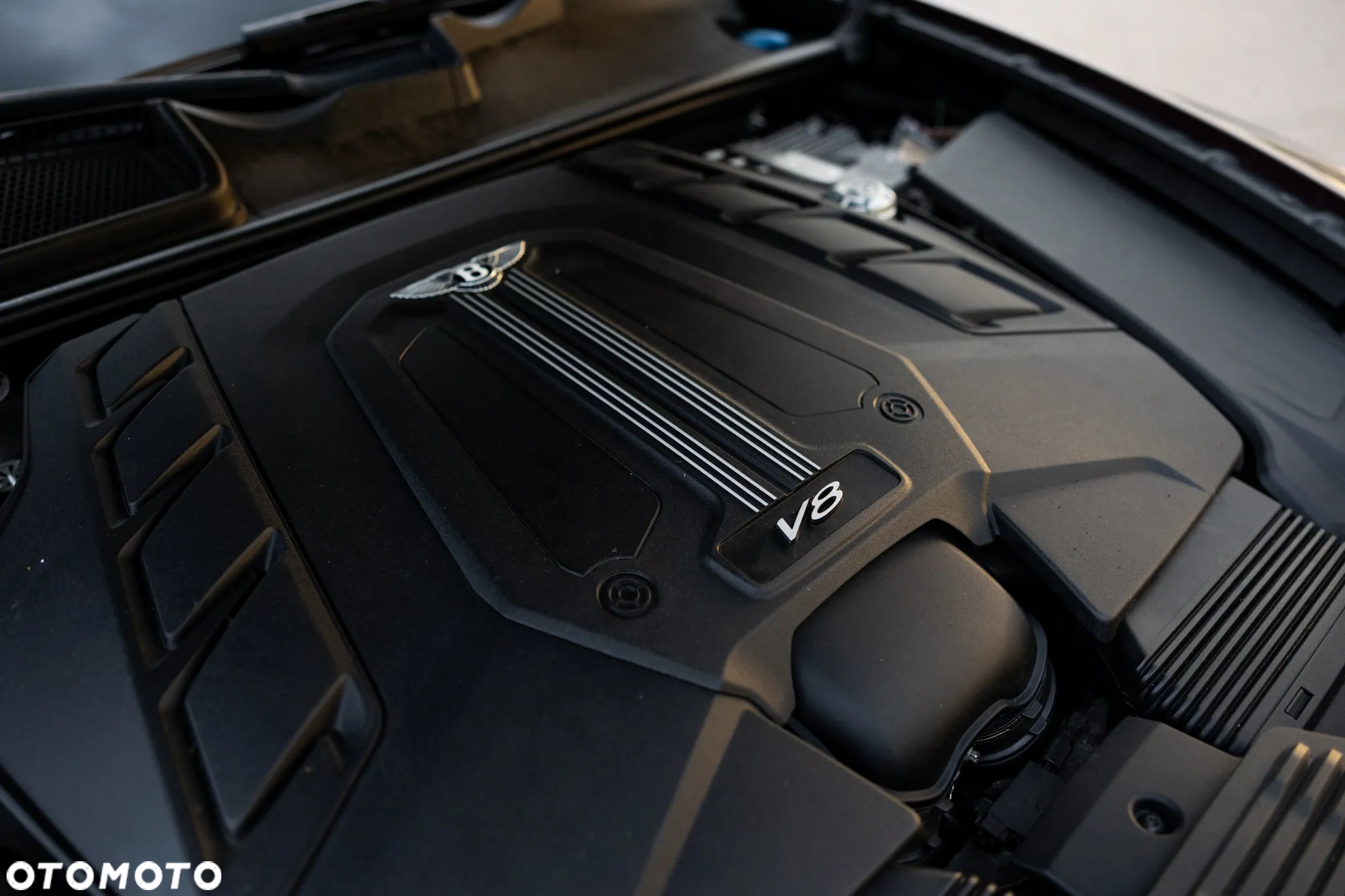 Bentley Bentayga V8 - 15